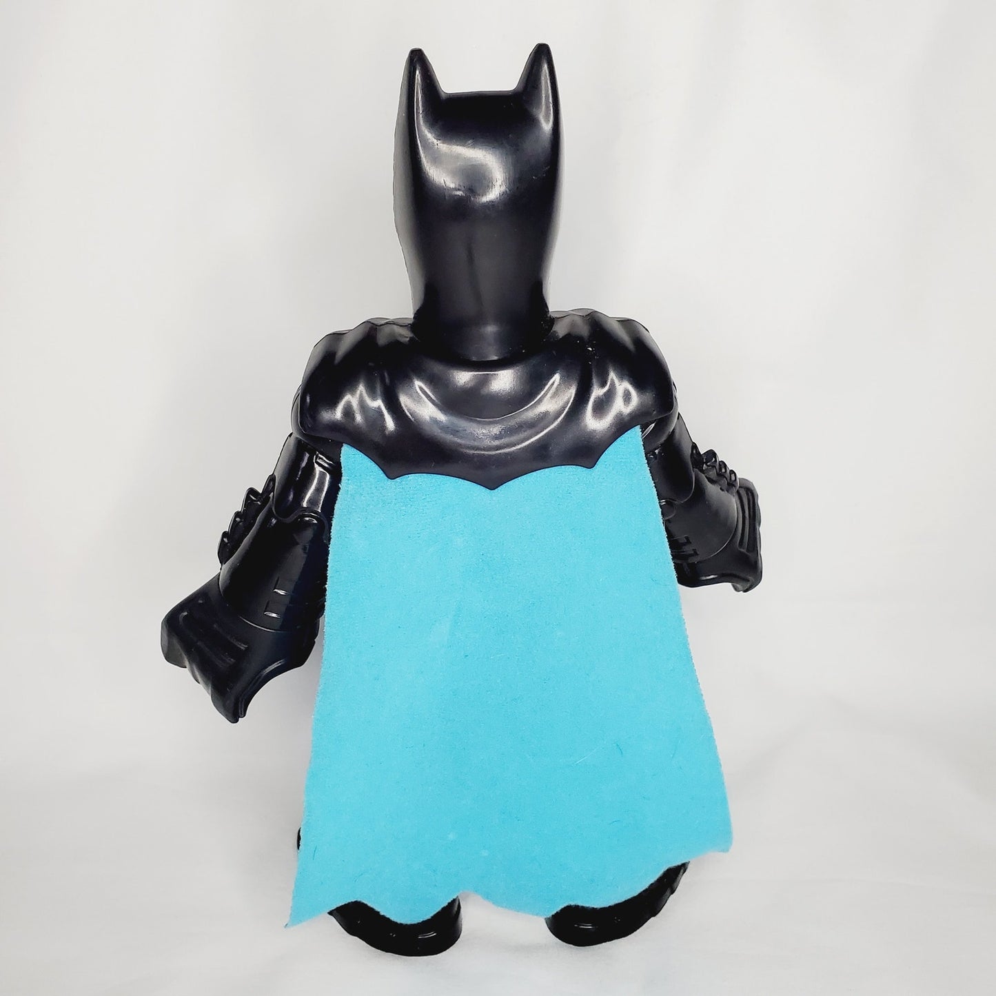 Batman w/ Cape DC Super Friends Fisher Price 10.5" Posable Figurine 2019 Action Figure Toy - New