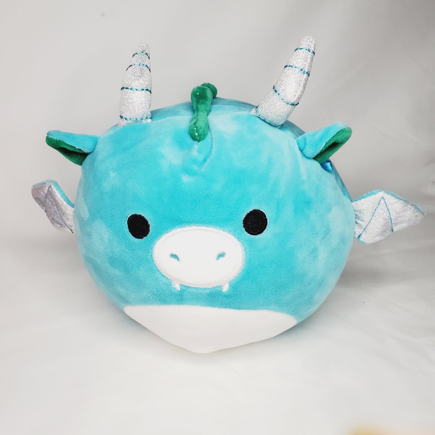4 Dragon Squishmallows: Luxmen, Baiden, Avrill, Miles. Stuffed Animals. Plushies