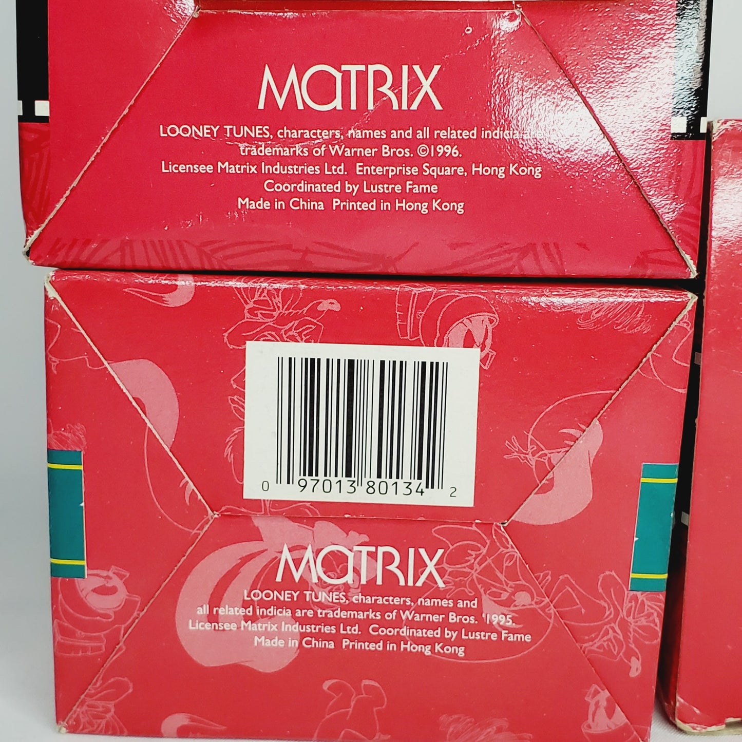 '96 Vintage Looney Tunes Christmas Collectible Ornaments and Snow Globe