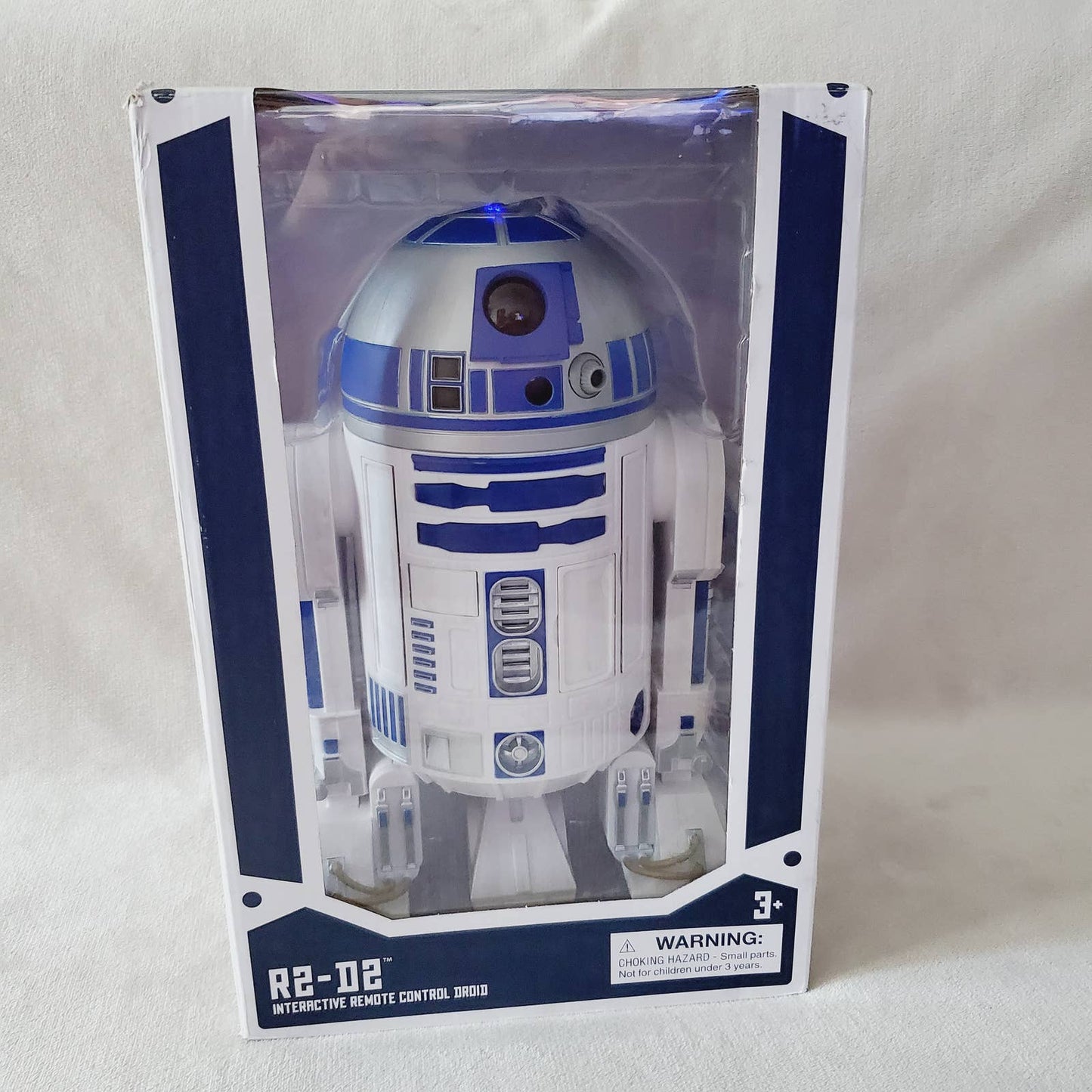 Disney Star Wars Galaxy's Edge R2-D2 Interactive Remote Control Droid - NIB & NWT