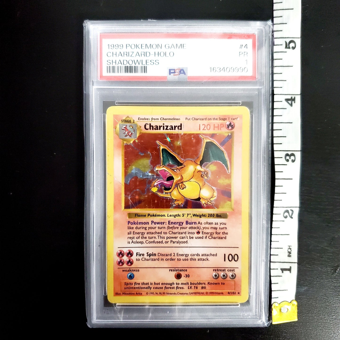 '99 PSA Graded Charizard Holo Shadowless in Plastic Protector Pokemon 4/102