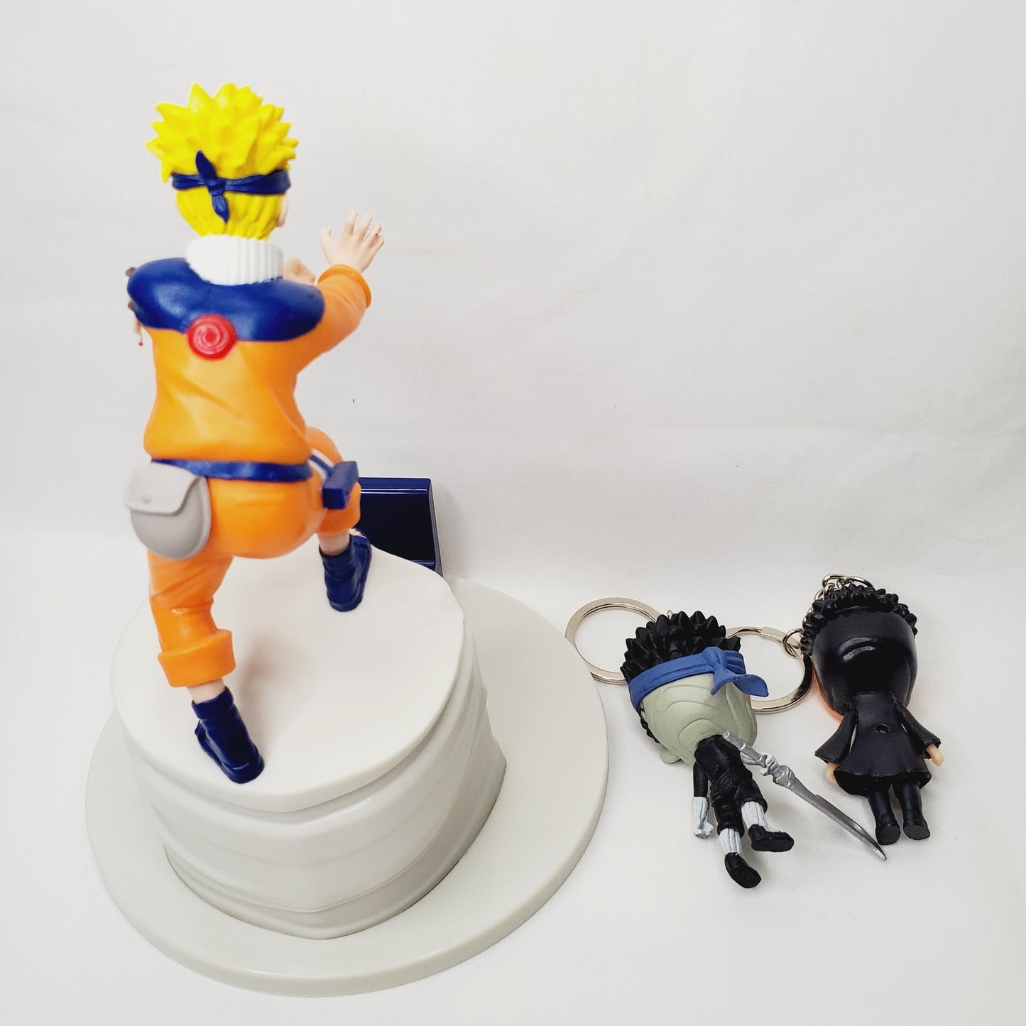 '02 Vintage Naruto Game Controller Phone Stand + 2x Keychains Obito & Zabuza