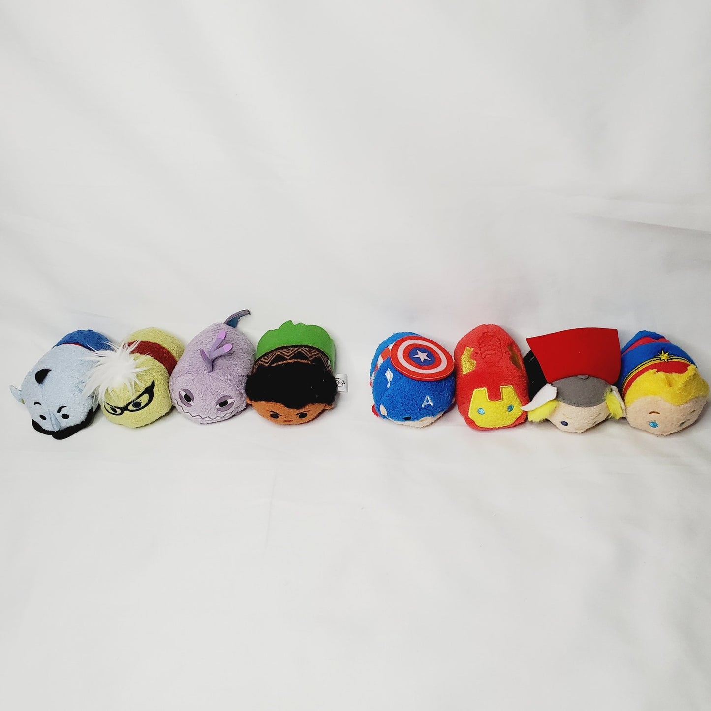 8 Disney & Marvel Tsum Tsum Mini Beanie Plushes Bundle. Ironman, Thor and more!