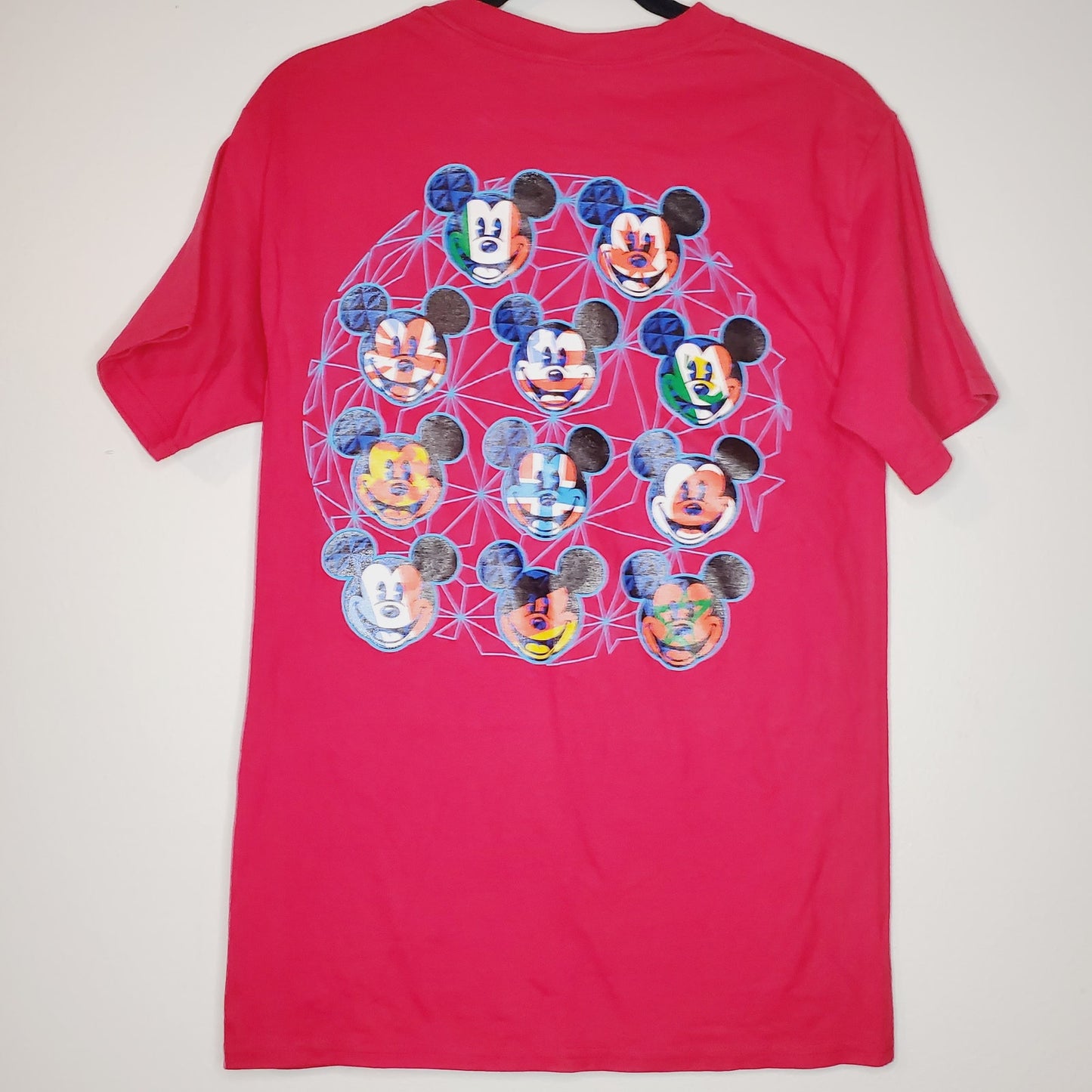 Disney Exclusive Mickey Mouse Epcot International Flags Red Hanes Tee Small-NWOT