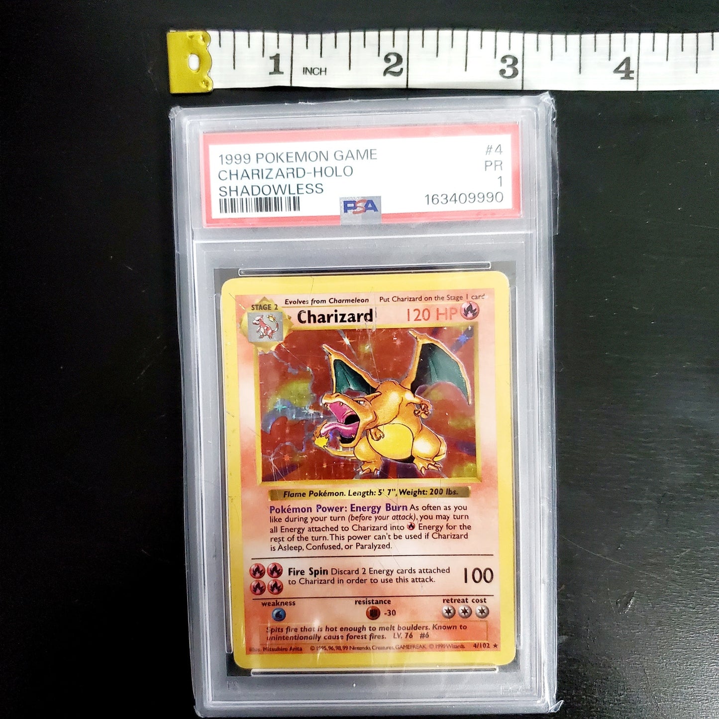 '99 PSA Graded Charizard Holo Shadowless in Plastic Protector Pokemon 4/102