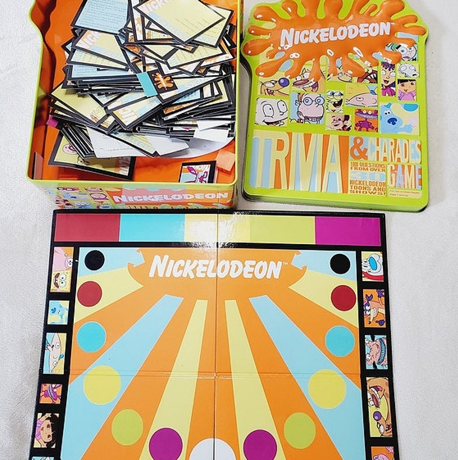 Nickelodeon Bundle. Trivia Game, Truth or Square Wii Game, Mug, Graphic Tee and more