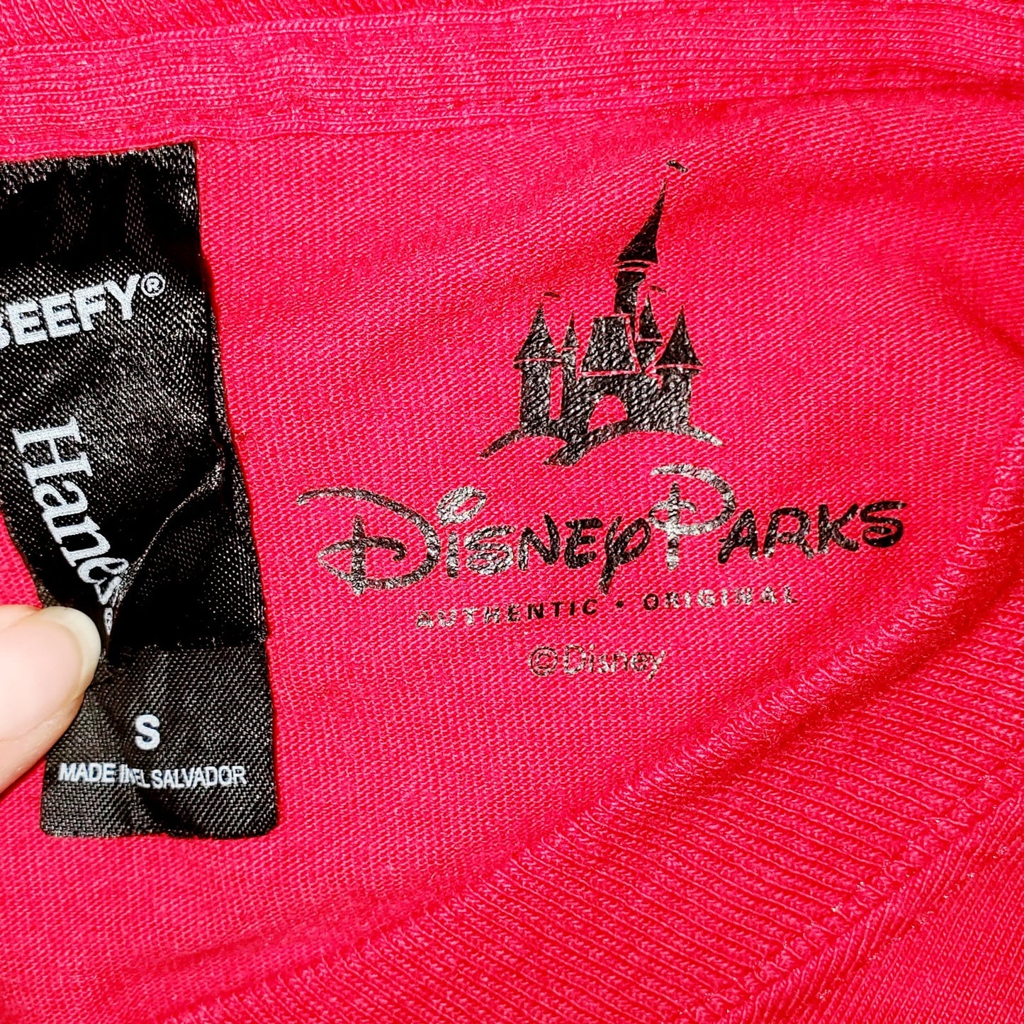 Disney Exclusive Mickey Mouse Epcot International Flags Red Hanes Tee Small-NWOT