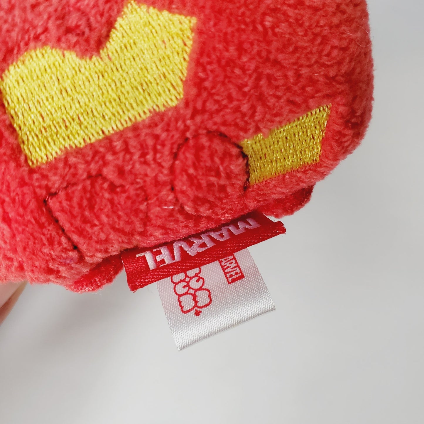 8 Disney & Marvel Tsum Tsum Mini Beanie Plushes Bundle. Ironman, Thor and more!