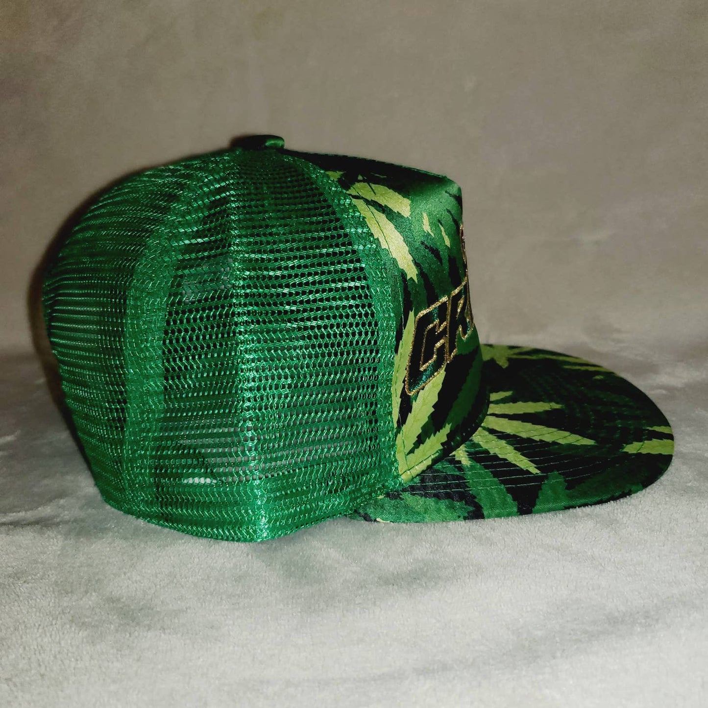 Crippy Embroidered Headwear Cannabis Marijuana 420 Adjustable Trucker Hats - NWT