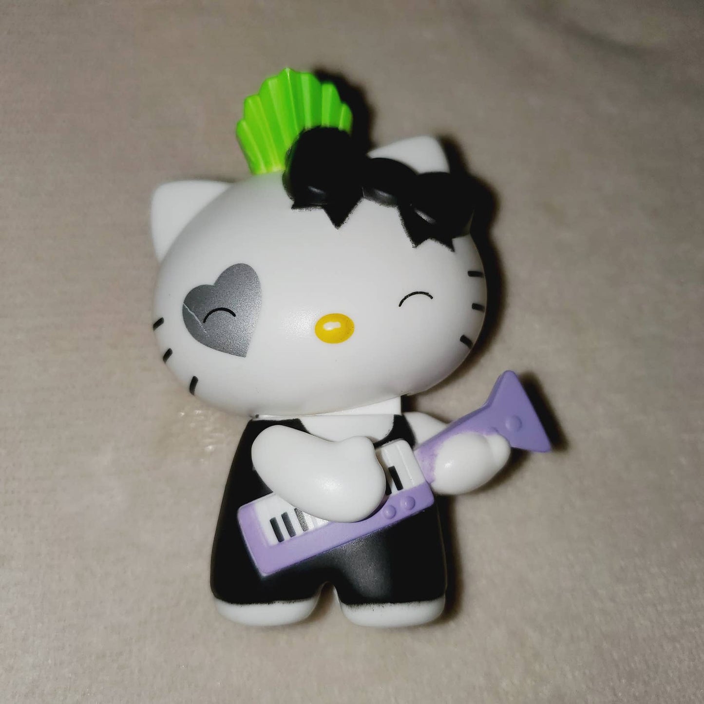 Halloween Hello Kitty McDonald's Toy '19 Bundle. Skeleton, Pumpkin, Rocker & Witch