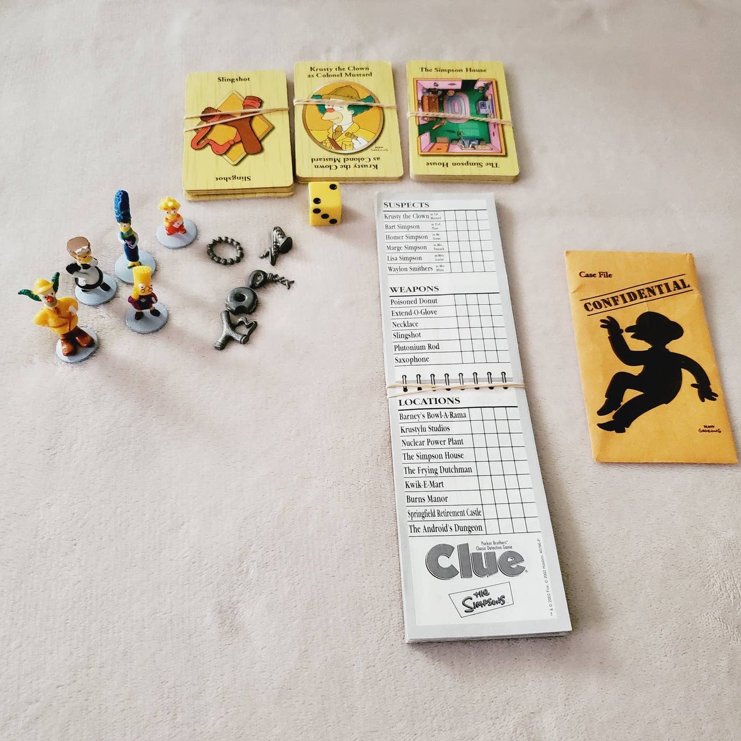 Simpsons 2002 Hasbro Clue Parker Bros Detective Boardgame. Special Edition.