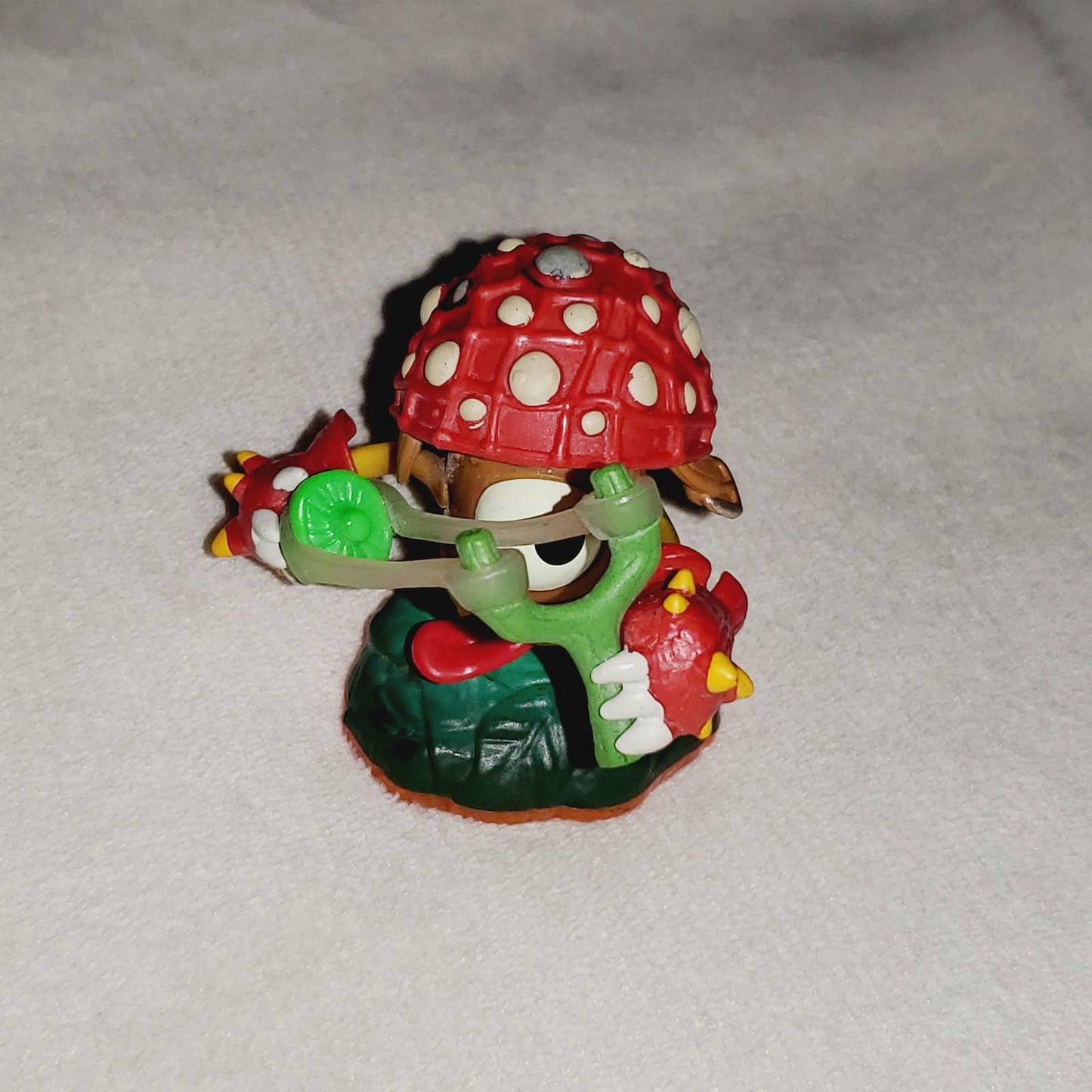 Skylanders Bundle. 7 Figurines w/ Accessories. Snap Shot, Tree Rex & More